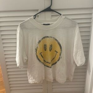 smiley face cropped tshirt